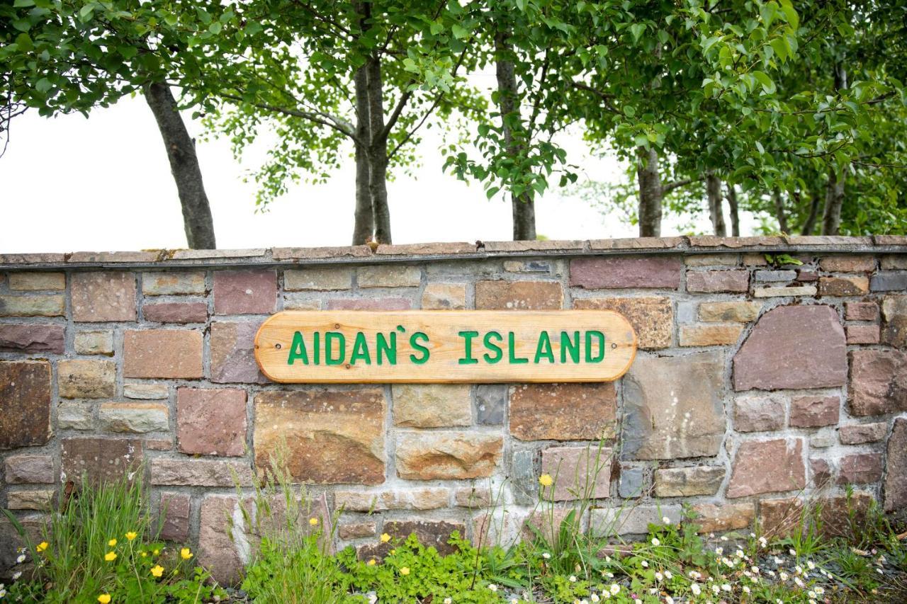 Отель Aidan'S Island Вэстпорт Экстерьер фото